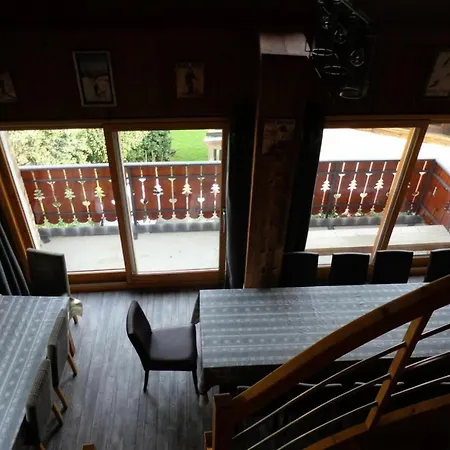 8 Pieces A Montalbert - 8 Pieces 16 Personnes Mae-3784